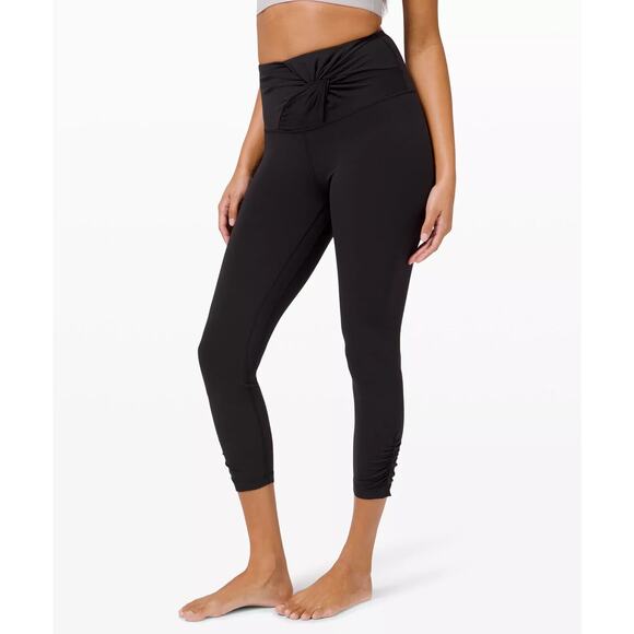 🦄 Rare Lululemon Align High Rise Crop 23" Twist Waist Legging Pant Black Size 4 - Picture 3 of 15